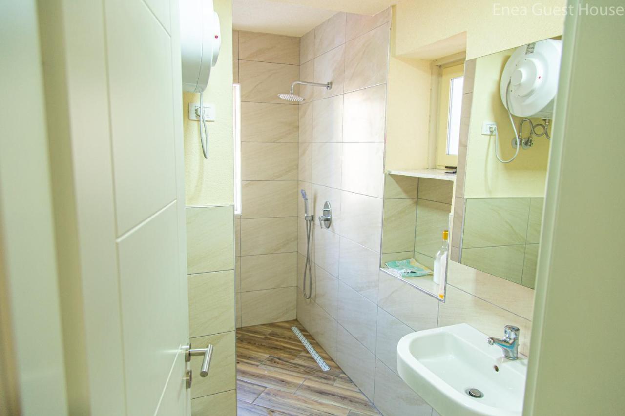 Enea'S Guest House Wlora Zewnętrze zdjęcie